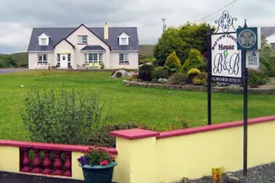 90f9a866e3c88c28a52eb6bf82a58f16b3693143fca5ead80dddc86a301c